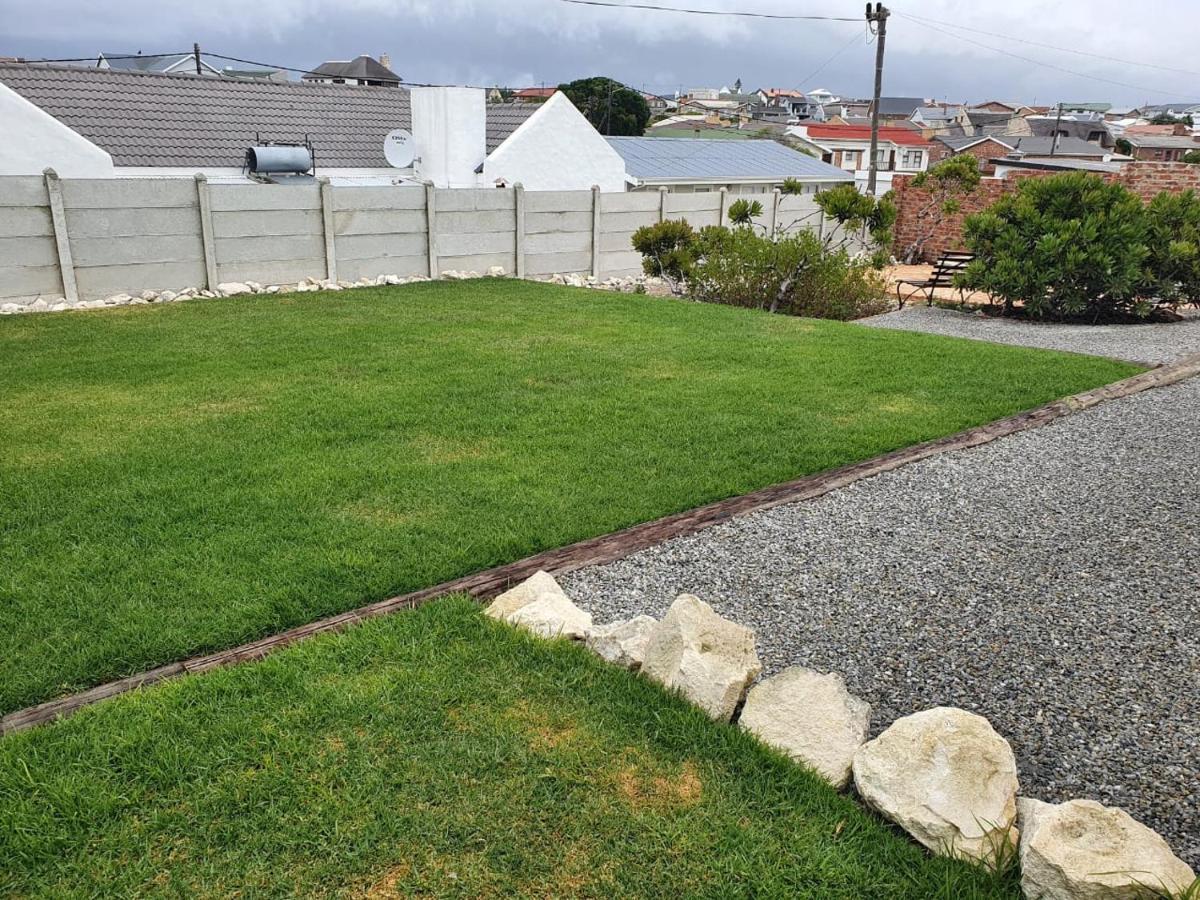 Holiday home Coral Struisbaai